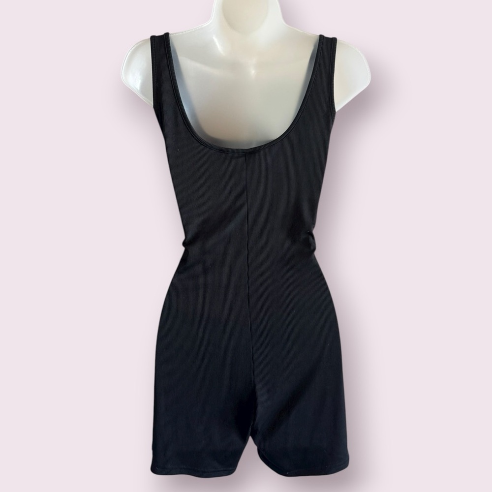 Black Ribbed Tank Romper Square Neck Stretch One Piece Size L - Picture 4 of 5